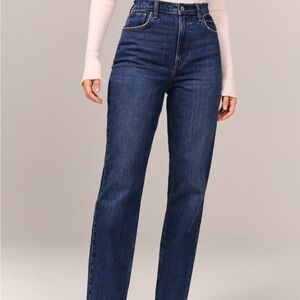 Curve Love Ultra High Rise 90s Straight Jean